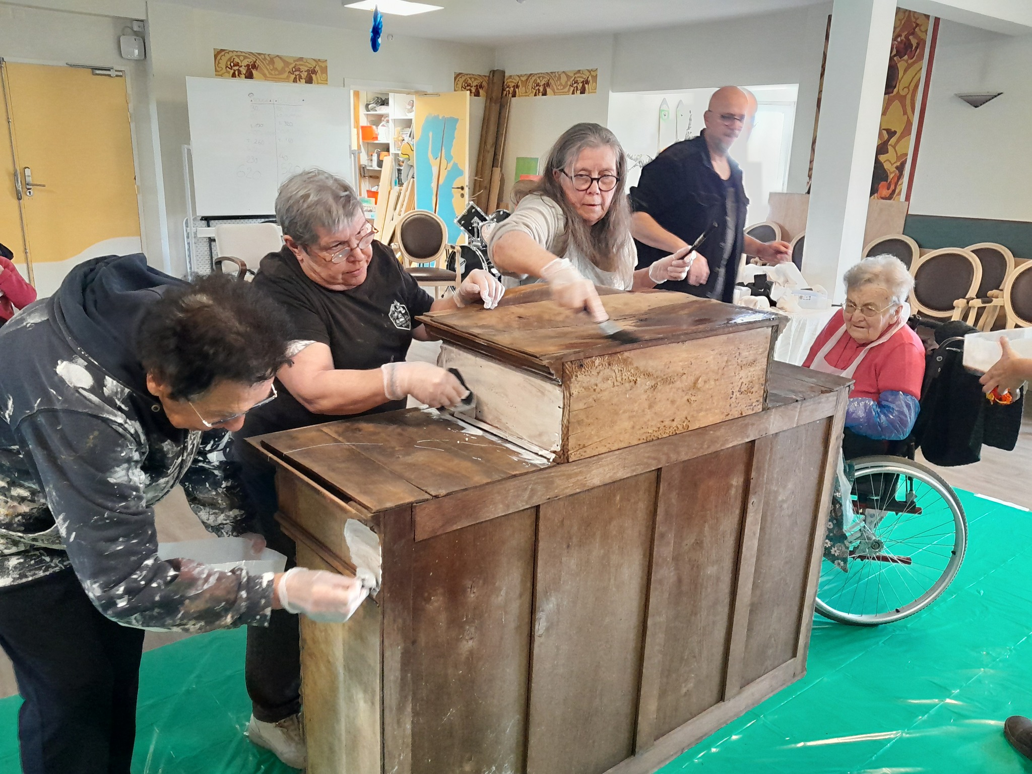 584957099_1191973053079099_3447159991264285633_n